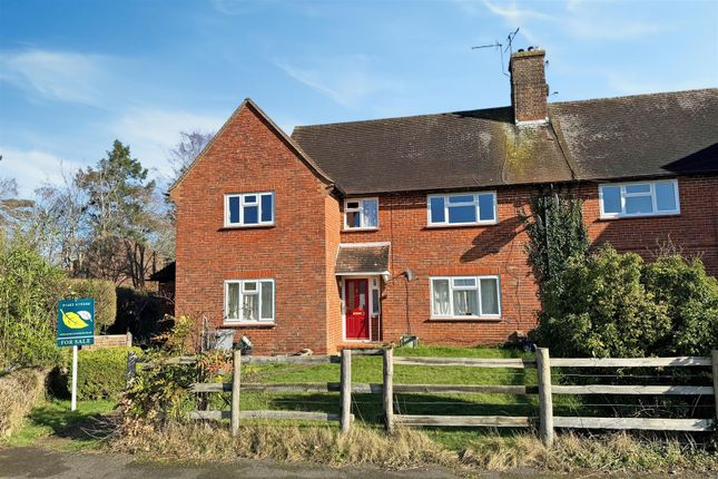 Flat for sale in Amberley Road, Milford, Godalming