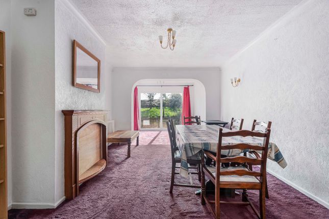 195 Sunnybank Road, Potters Bar photo 3