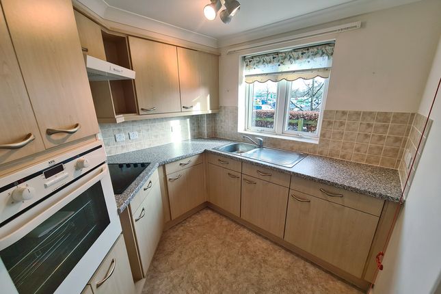 Flat for sale in Popes Lane, Southampton