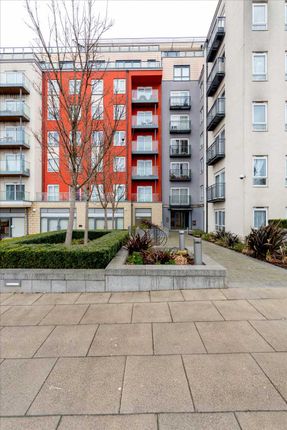 Thumbnail Flat for sale in Aerodrome Road NW9, Colindale