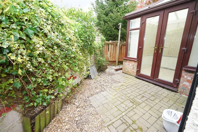 Cottage for sale in Old Sirs, Westhoughton, Bolton