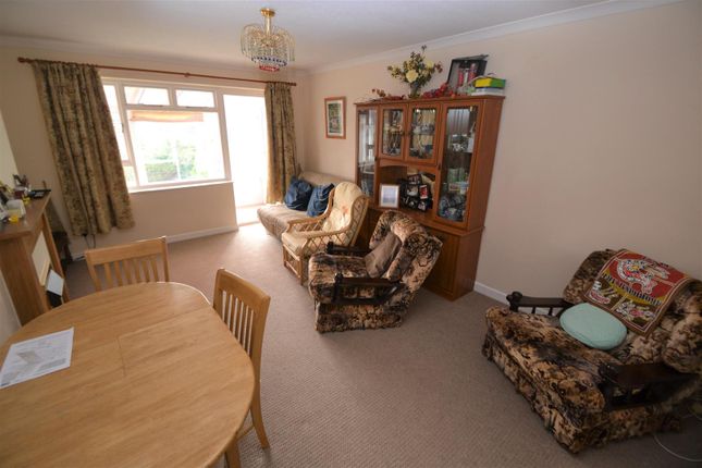 22, Dene Drive, Eastbourne photo 4