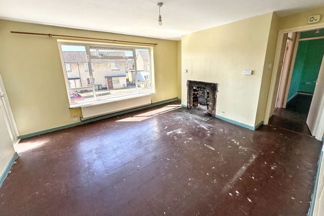 13 Weller Road, Corsham photo 4