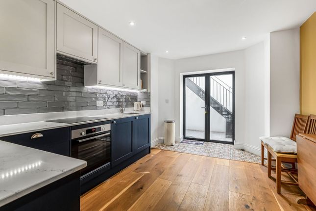 Flat 1, 2, Tregaron Avenue, London photo 2