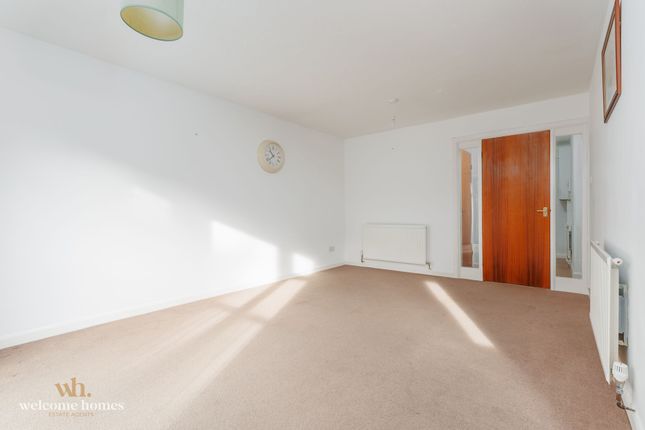 Flat 4, Grenville Court, Bournemouth photo 4