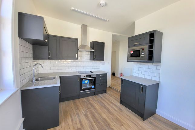 Flat 2 1 Clarence Road, East Cowes, East Cowes photo 4