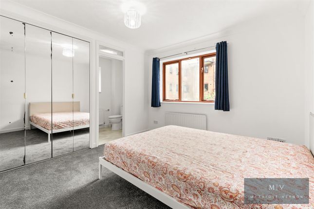 Campion Close 38 MV-10.Jpg
