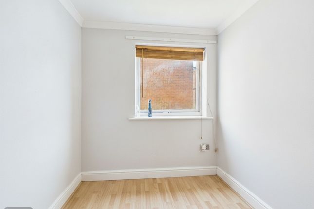 40 Valley Green, Hemel Hempstead, Hertfordshire photo 5