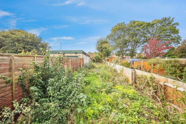 208, Britannia Road, Ipswich photo 2