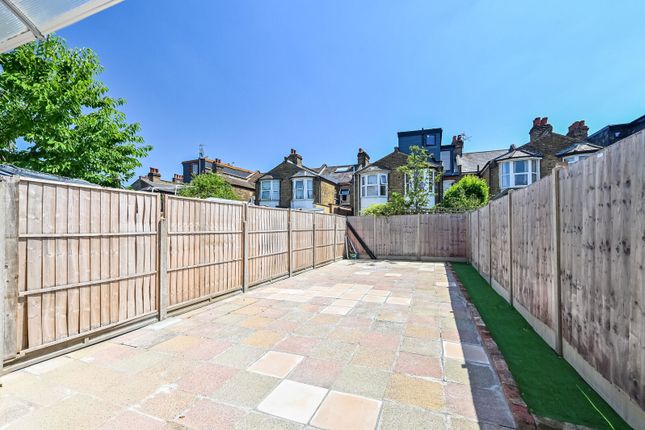 Frome Road, Turnpike Lane photo 3