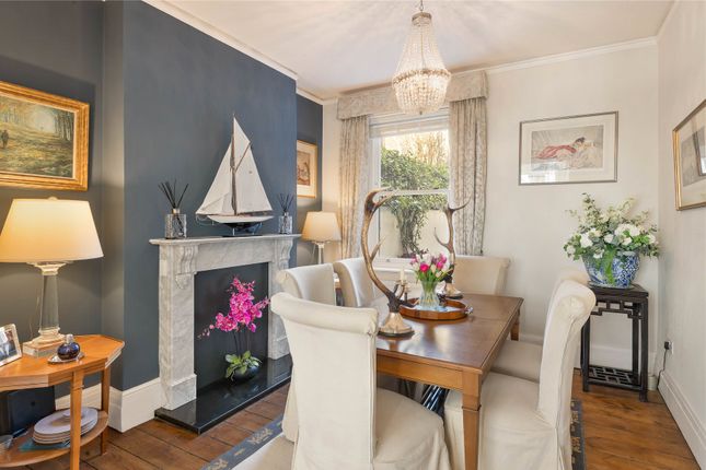 19,, Rosenau Road, London photo 4
