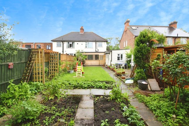 Thumbnail Semi-detached house for sale in Braunstone Lane, Leicester