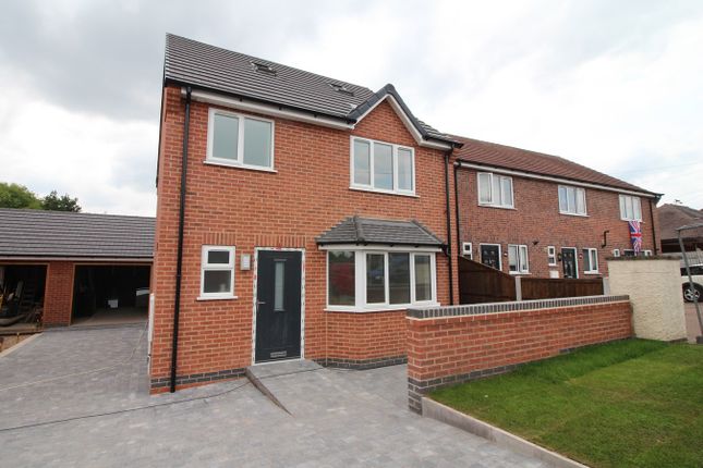 Thumbnail Detached house for sale in Old Coppice Side, Heanor