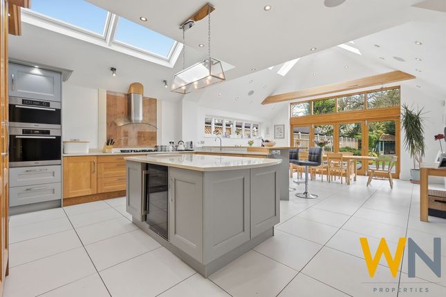 15, Heronway, Brentwood photo 2