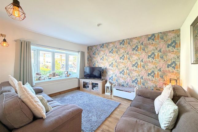 13, Lakin Drive, Bishops Itchington photo 3