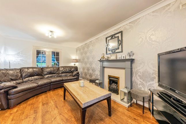 62, Sunningdale, Grantham photo 2