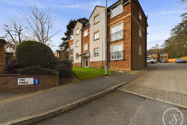 Flat for sale in The Pines, Leeds