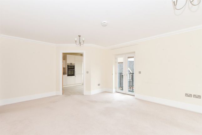 Martlet House, Durrants Drive, Faygate photo 4