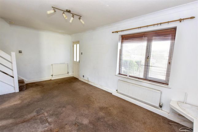 8, Tregullan, Redruth photo 2