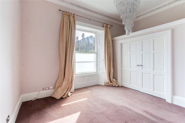 Flat for sale in The Avenue, Clifton, Bristol
