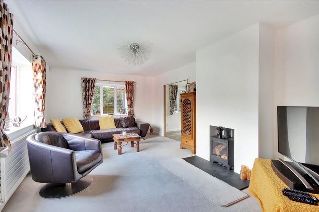 72, Brattle Wood, Kent photo 3