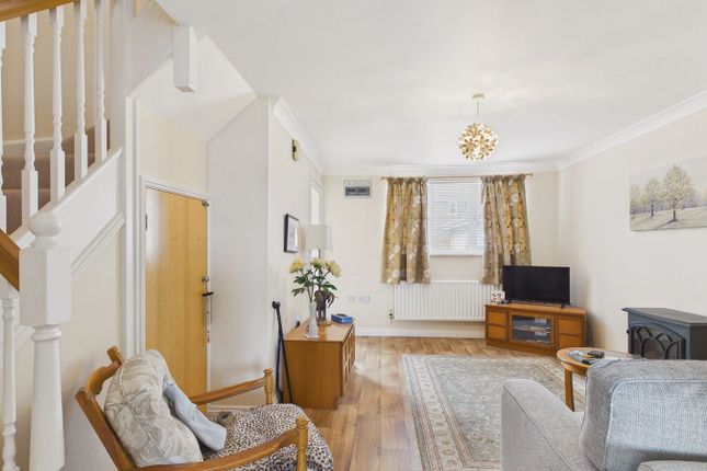 14, Mulberry Lea, Wisbech photo 3