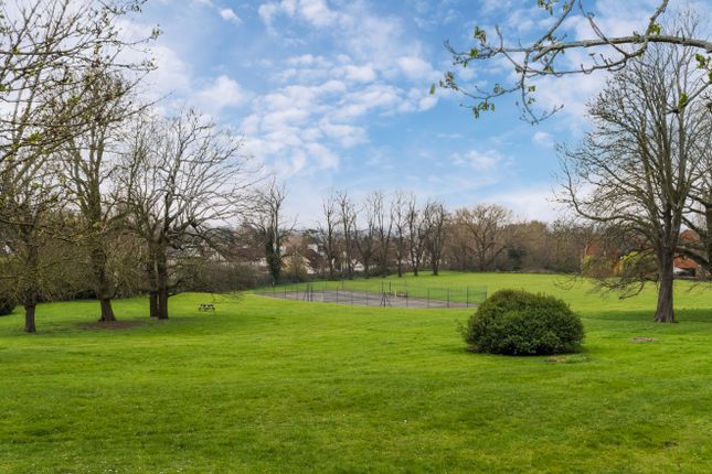 Flat 1, Galton House, 414, Shooters Hill Road, London photo 4