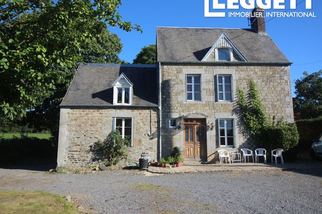 Villa for sale in Sourdeval, Manche, Normandie