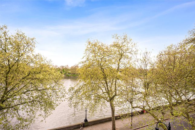 Flat for sale in Riverpark Court, 22-23 Embankment Gardens, London