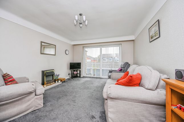 16 Conifer Court,, Phillips Lane, Liverpool photo 4