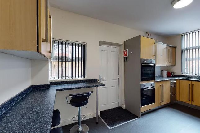 17, Lausanne Road, Manchester photo 5