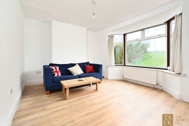 13, Widdicombe Way, Brighton photo 2