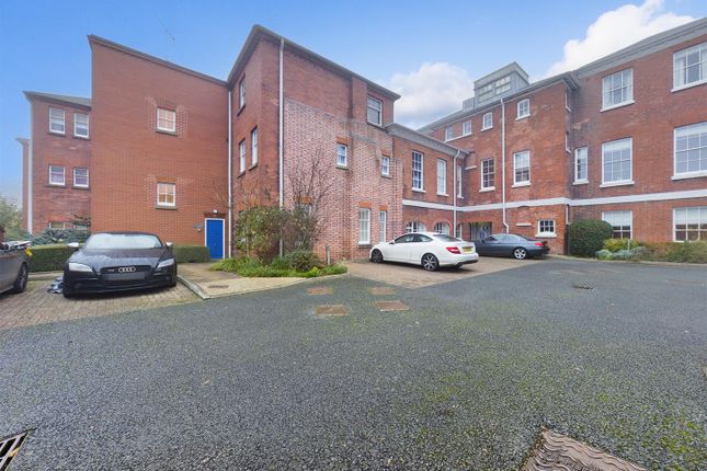 Thumbnail Flat for sale in Nightingale Way, Hereford