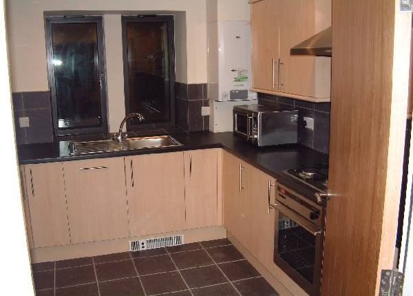 Shared accommodation to rent in Carmine House, Kirkstall Lane, Leeds