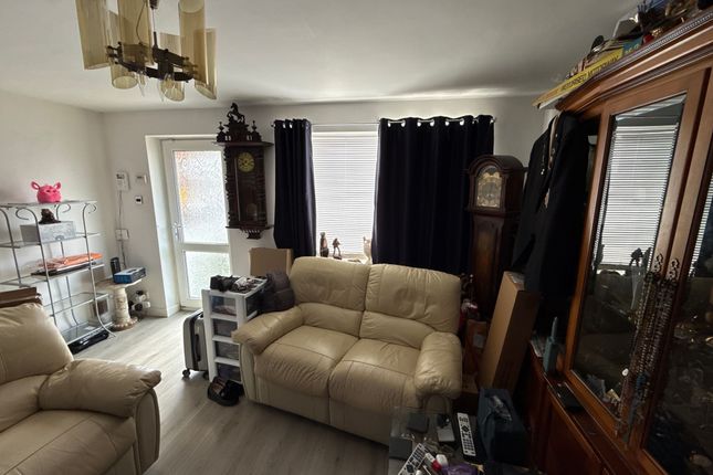 18 Parkstone Avenue, Mansfield photo 4