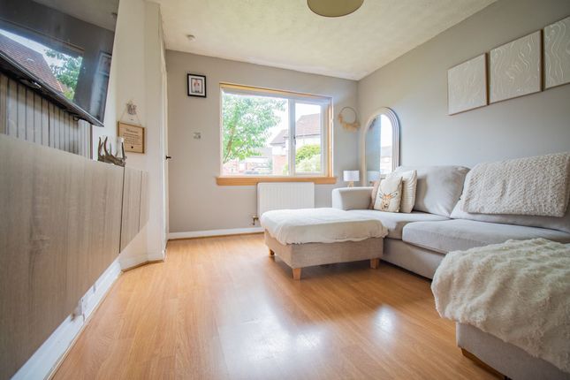 81 Woodville Court, Broxburn photo 4
