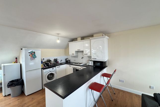 39, Pankhurst Close, Blackburn photo 4