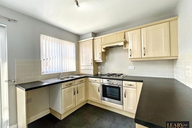 4 Snowberry Grove, South Shields photo 4