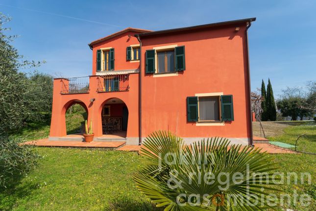 Country house for sale in Italy, Liguria, La Spezia, La Spezia
