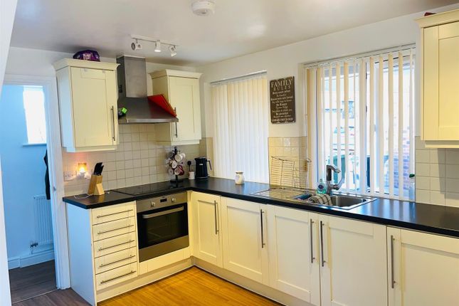 Thumbnail End terrace house to rent in Springfield Drive, Abingdon