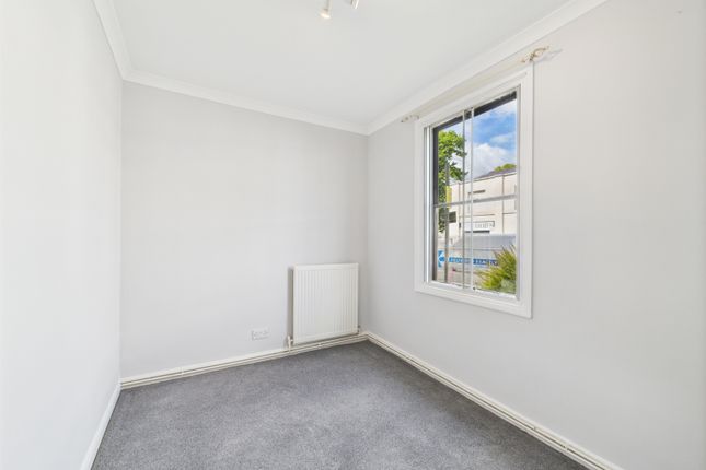 Playhouse Court, Cheltenham photo 4