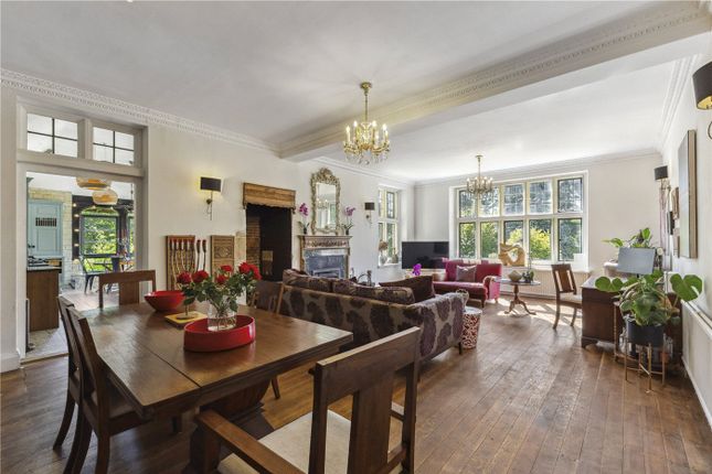 Wayflete Court,, Hawkley, Hampshire photo 2