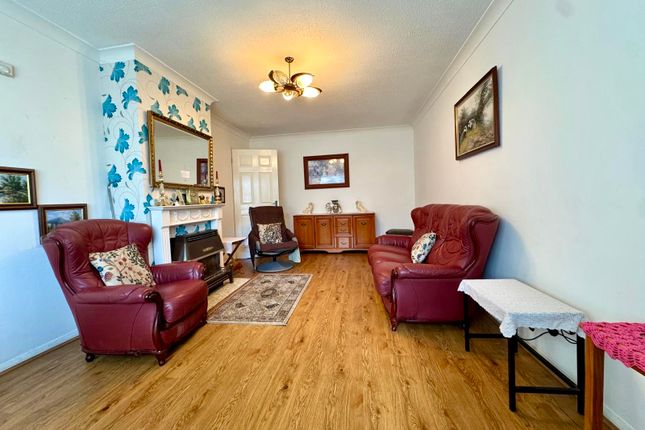 16 St. Fagans Grove, Merthyr Tydfil photo 2