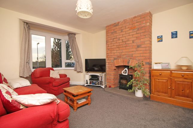 22, Manor Drive, Kirkham photo 3