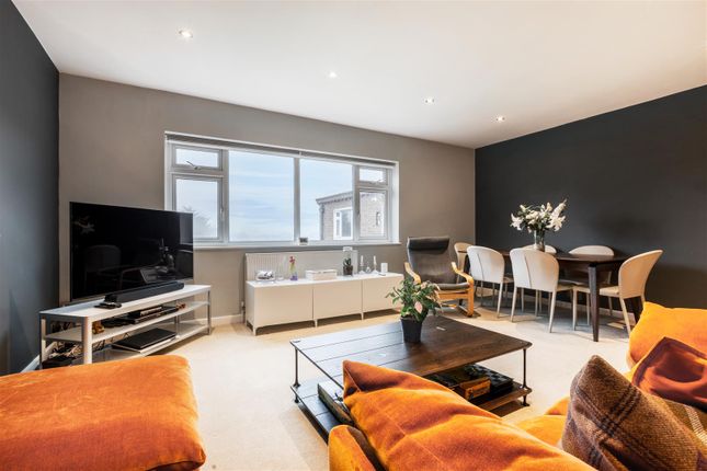 Flat for sale in Dyke Road Avenue, Hove