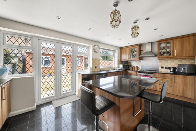 27, Friar Road, Hayes photo 4