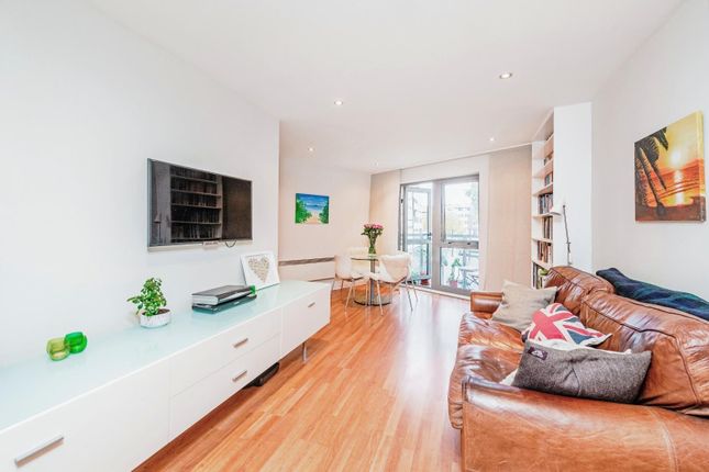Thumbnail Flat for sale in Hoxton Square, Shoreditch