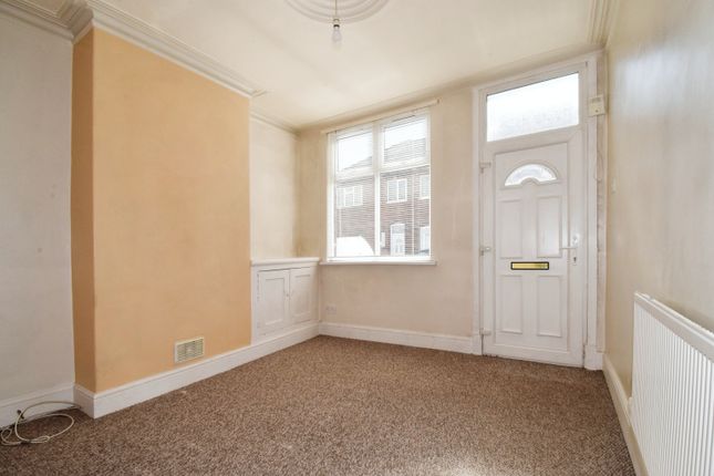Terraced house for sale in Beatrice Road, Leicester, Leicestershire