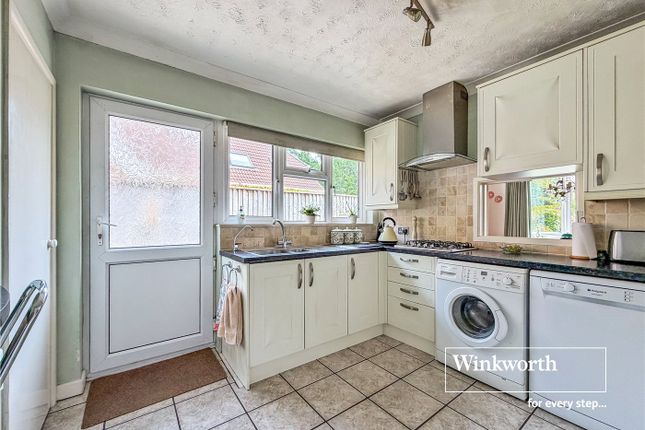 147, Lions Lane, Ringwood photo 3