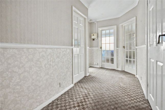 11, Whitkirk Close, West Yorkshire photo 4